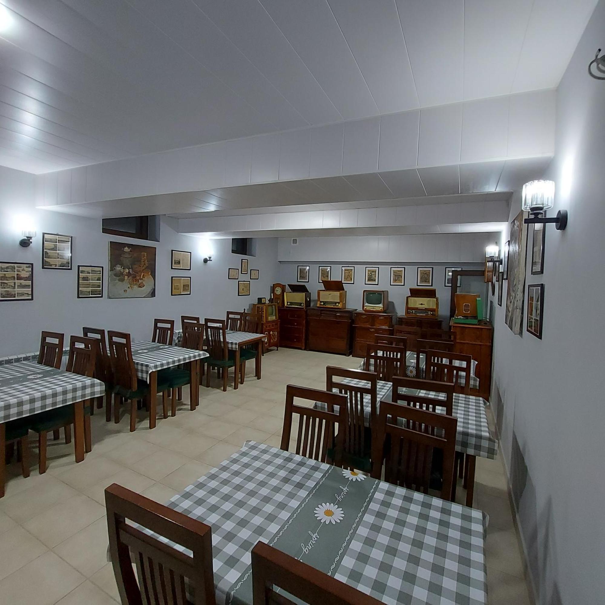Musavvir Samarkand Luaran gambar